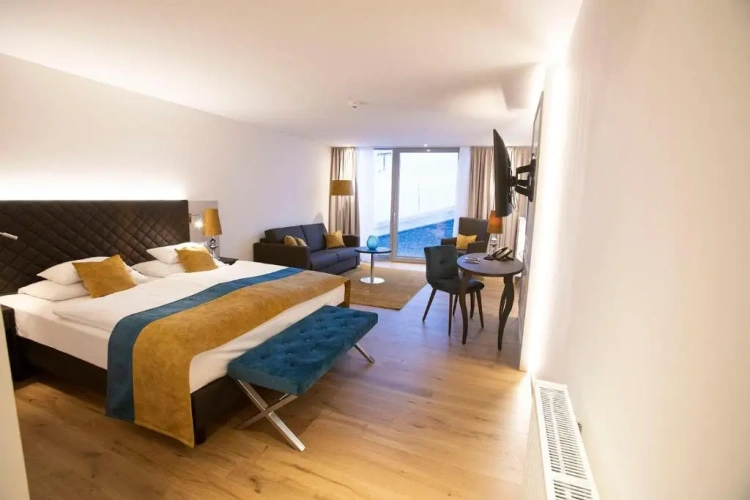 Deluxe Junior Suite