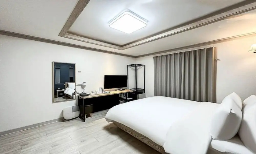 Gumi Time Hotel