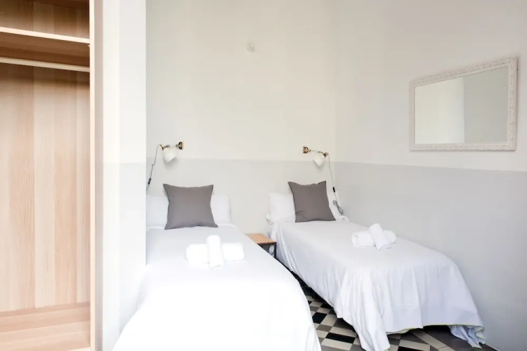 3 Bedrooms Family Apartment with balcony