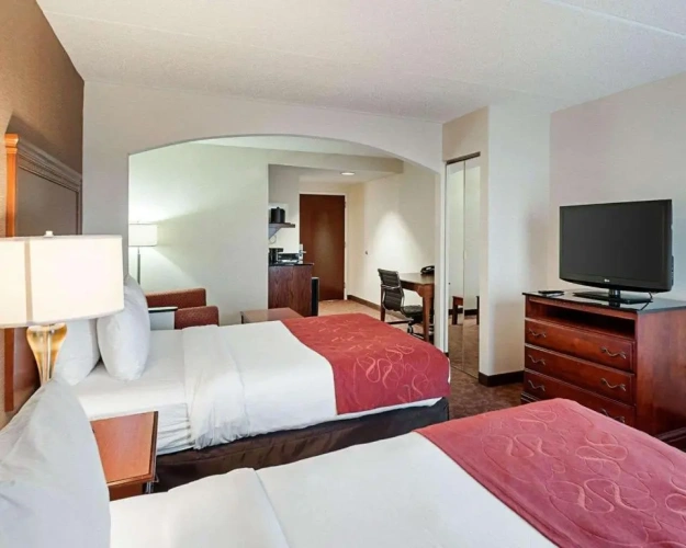 Standard Double Suite
