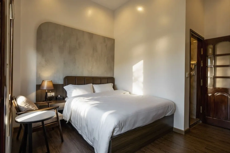 Standard Double room with balcony
