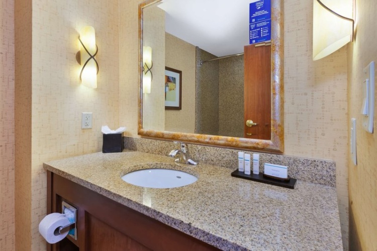 Embassy Suites by Hilton Norman Hotel & Conference Center photo 11