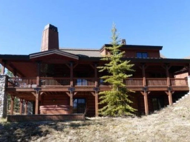 Staircase Chalets at Tamarack Resort