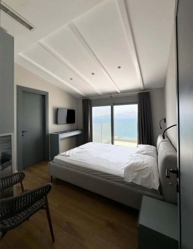 2 Bedrooms Apartment with balcony and with sea view