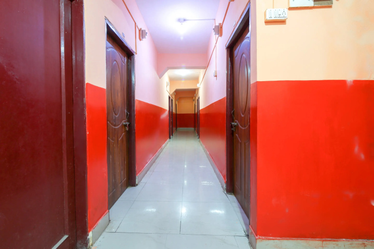 Hotel O Rajdhani rest house