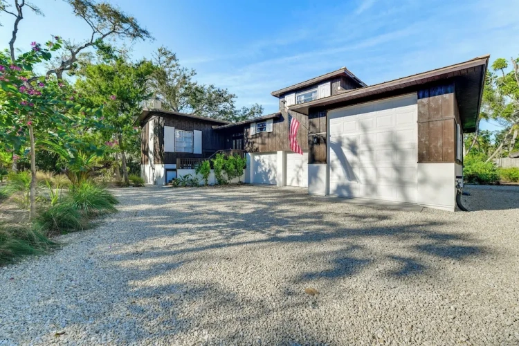 3 Bedrooms Cottage