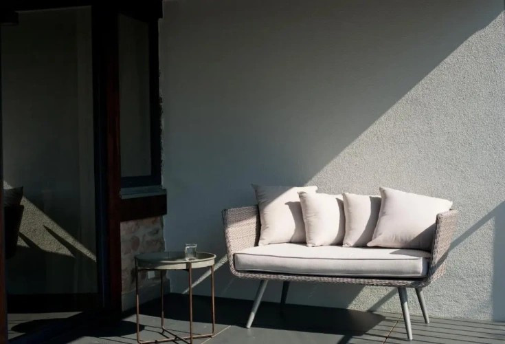 Apartment with balcony