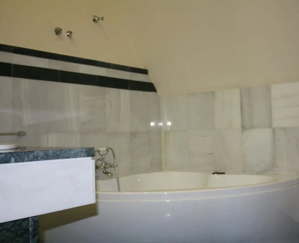 4 Bedrooms Villa