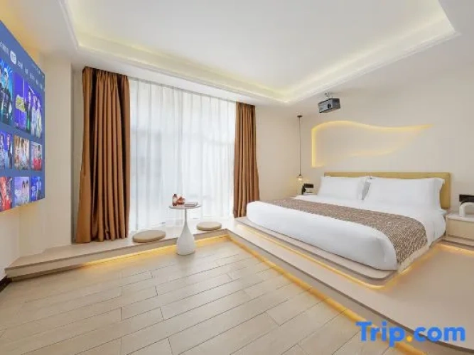 Premier Double room with city view