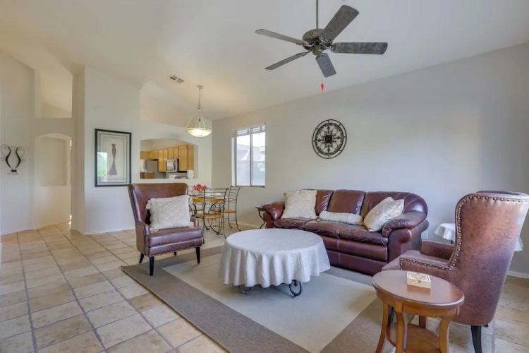 2 Bedrooms Cottage