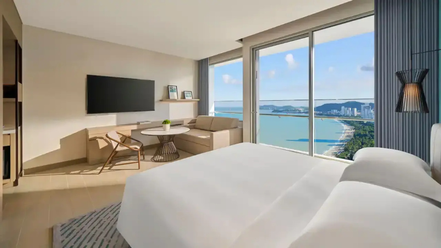 Double Club room with ocean view