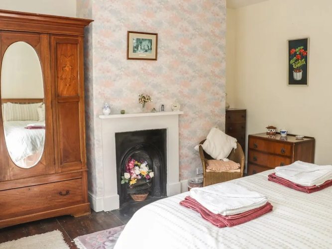 Broughton Cottage