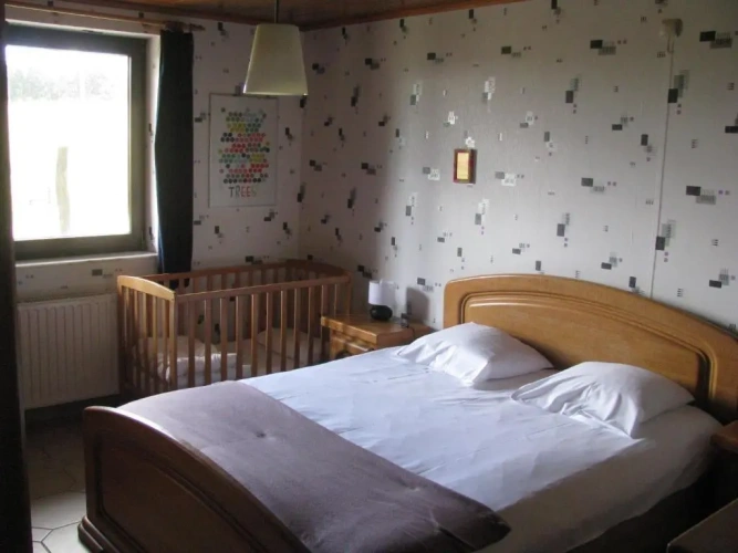 5 Bedrooms Cottage
