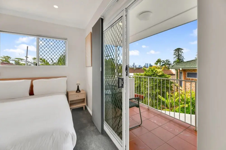 Tranquil 3-bed Unit With Lush Garden Views