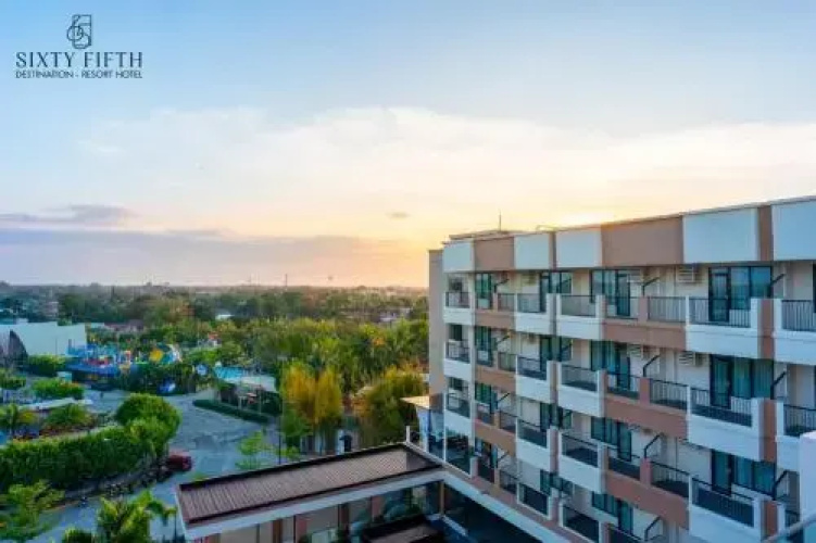 SixtyFifth Destination Resort Hotel