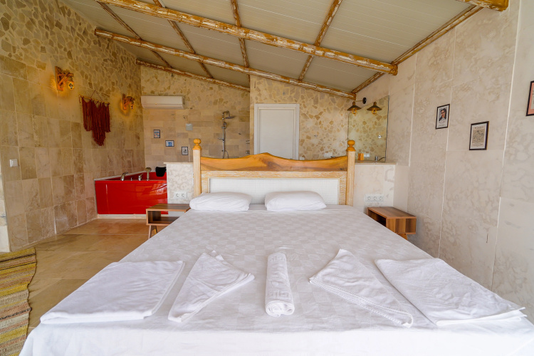 Mojo Boutique Hotel