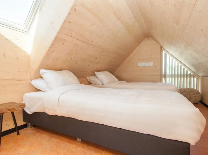 Detached Eco Chalet Near the Shores