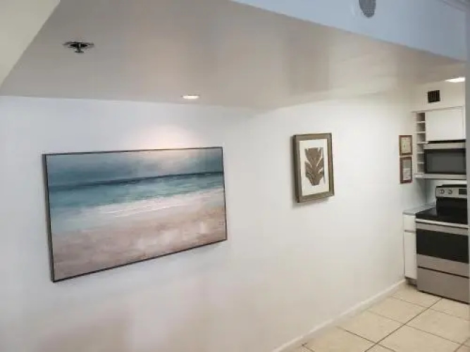 Private 2/2 Beachfront Jr Ste Condo