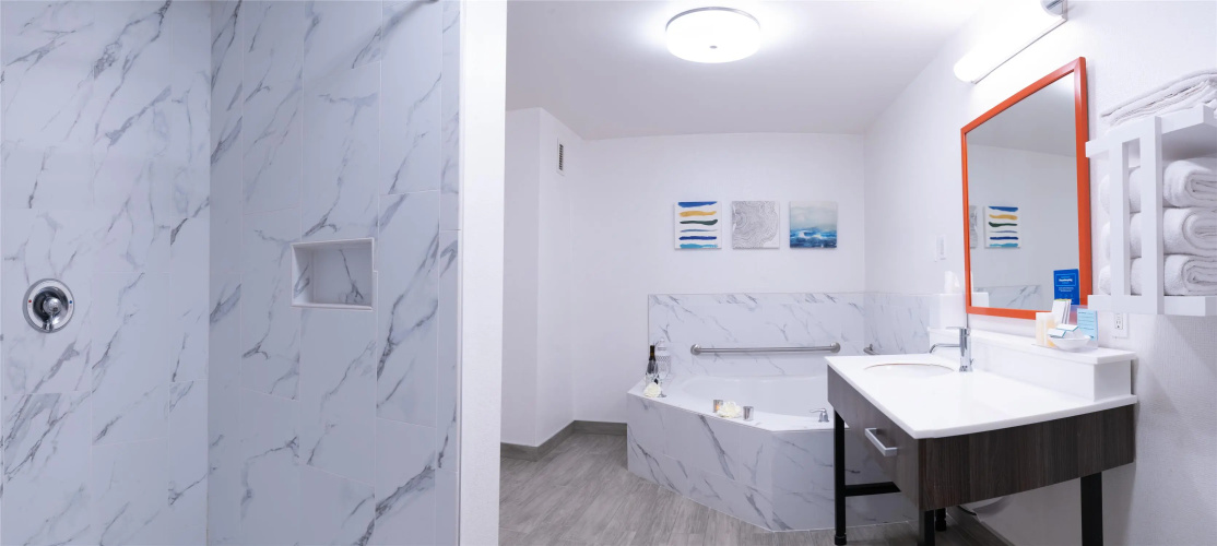 Hampton Inn & Suites Seal Beach photo 8