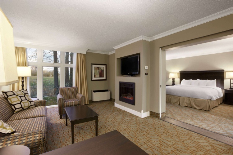 Ramada by Wyndham Cornwall photo 6
