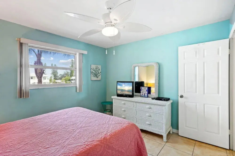 Sea Breeze 106