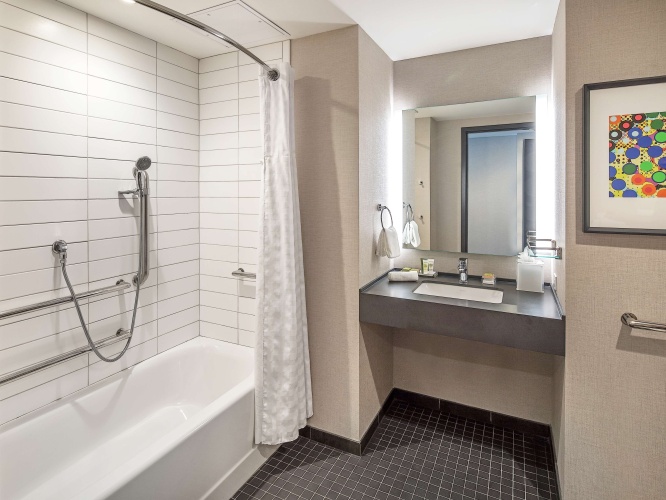 Hilton Des Moines Downtown photo 10