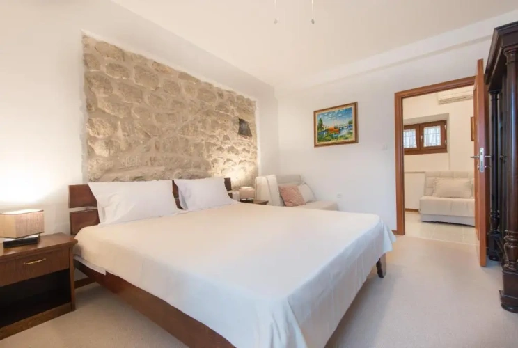 1 Bedroom Apartment with balcony and with sea view