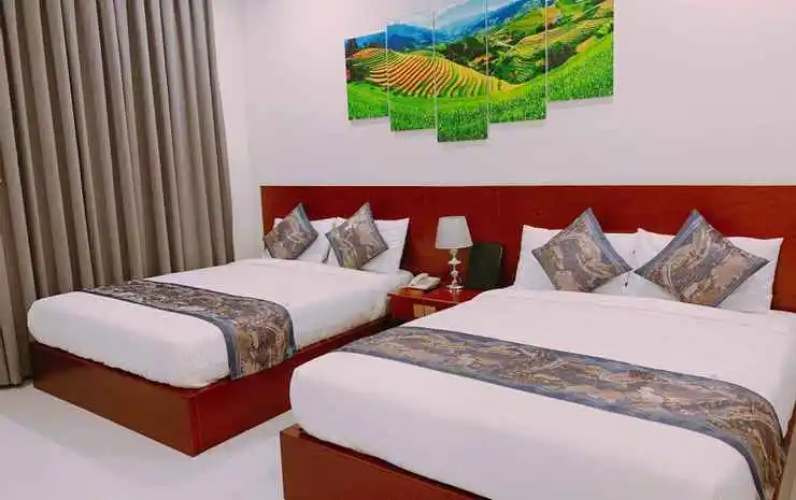 Royal Hotel