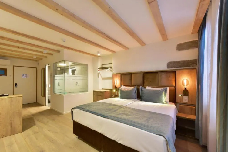 Hotel Rousseau Plus