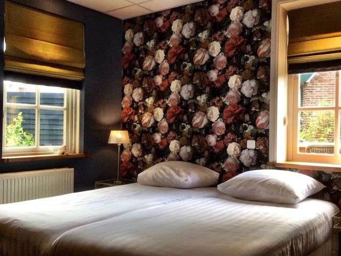 Hotel West Inn