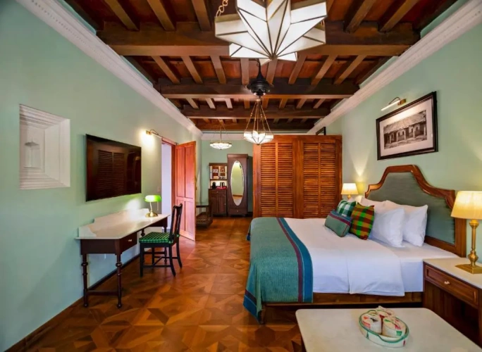 Double Suite
