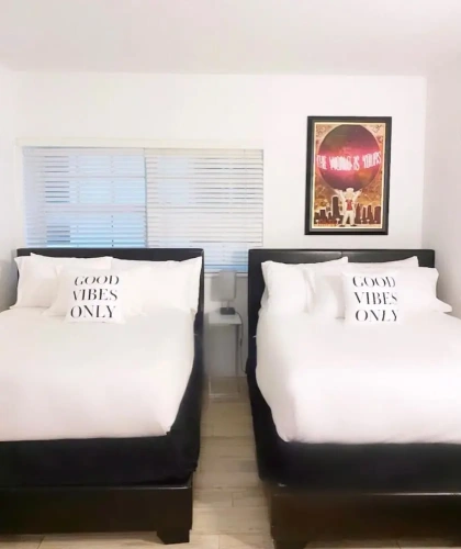 2 Bedrooms Cottage