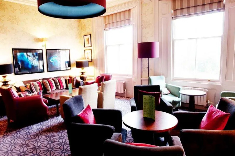 De Vere Uplands House