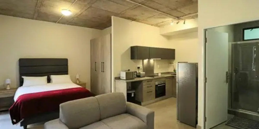 Lakeside Apartments