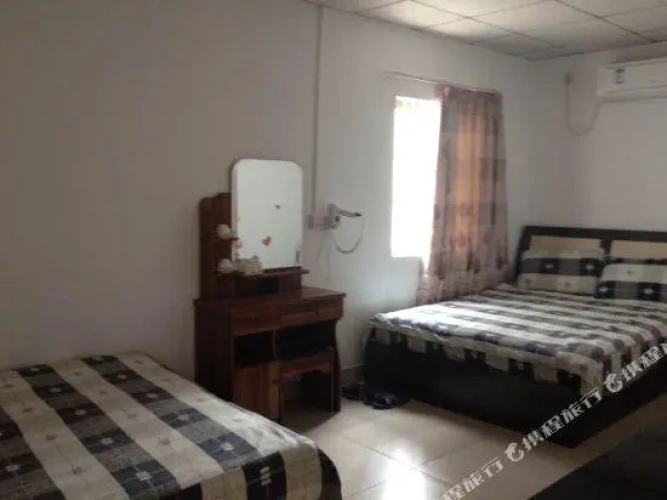 Deluxe Quadruple Family Suite