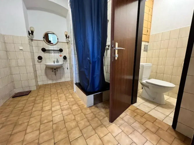 EasyStay 3BR shared Apt. Near Meidling
