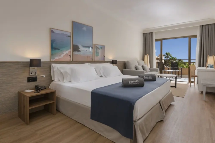 Standard Double room with balcony