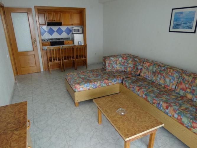 2 Bedrooms Apartment with sea view