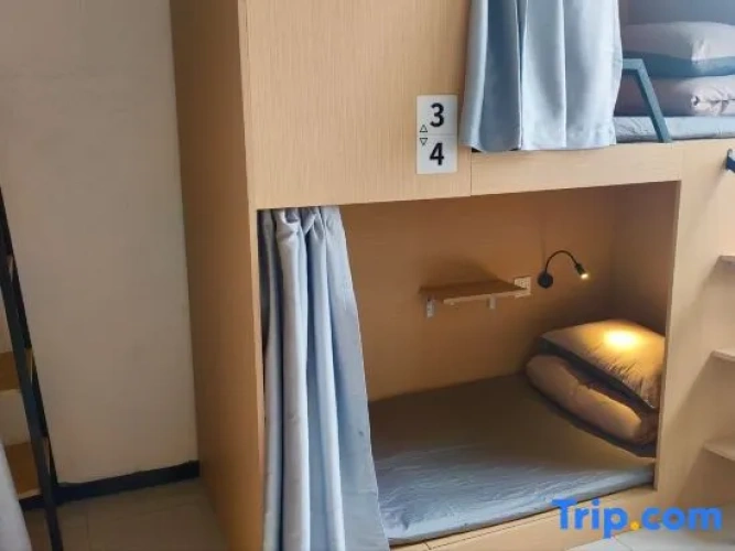 Bed in Dorm (female dorm)