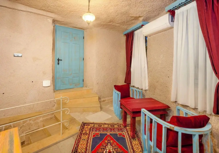 Han Cave Suites