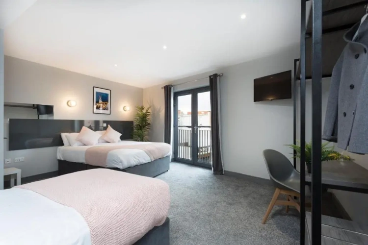 Comfort Triple room