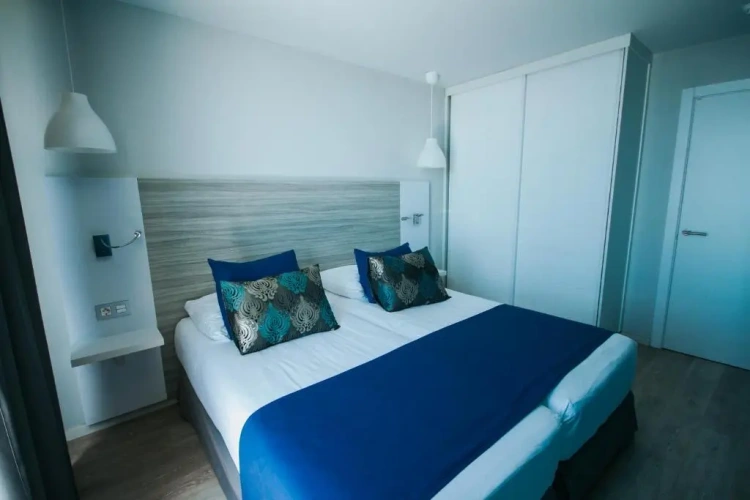 Family Suite with partial sea view
