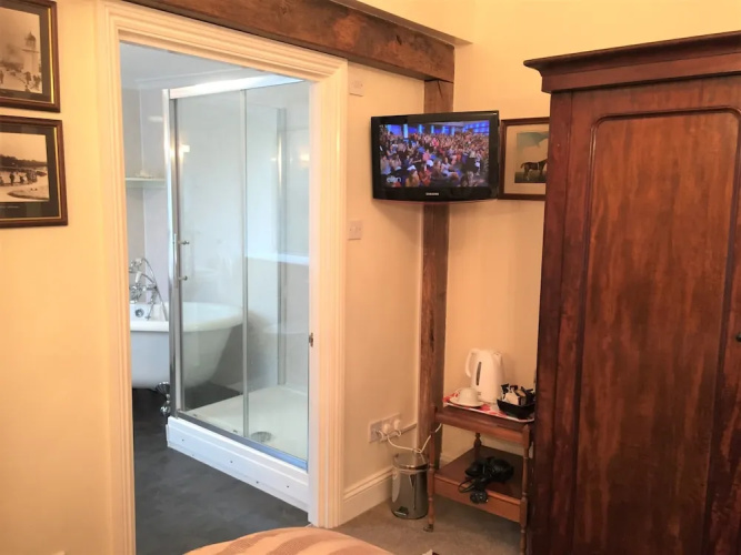 Dartfordleigh B&B