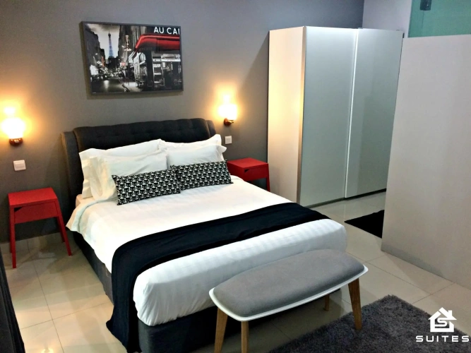 Deluxe Duplex Suite