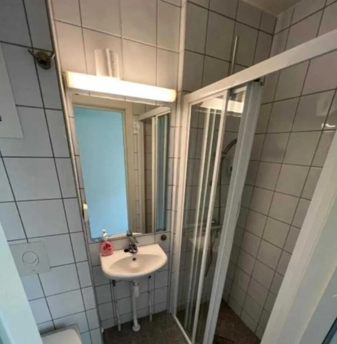 Economy Twin room with partial ocean view