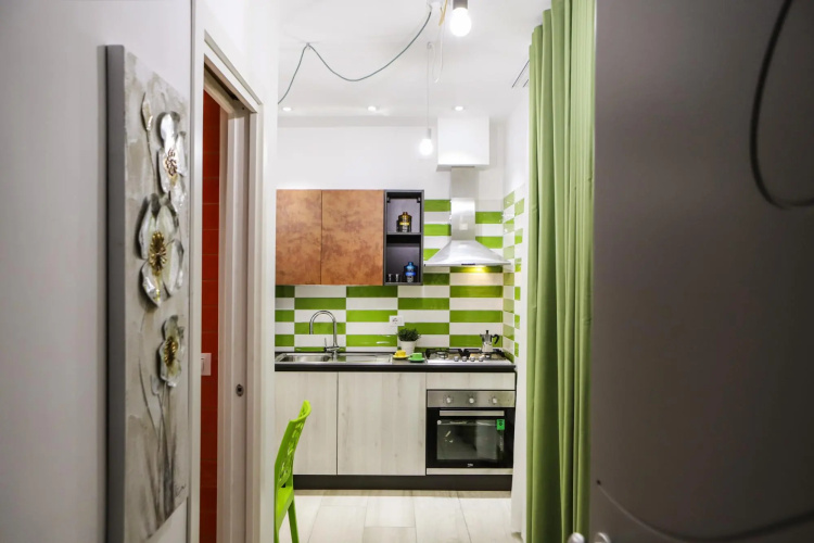 Mira Naples Apartment II