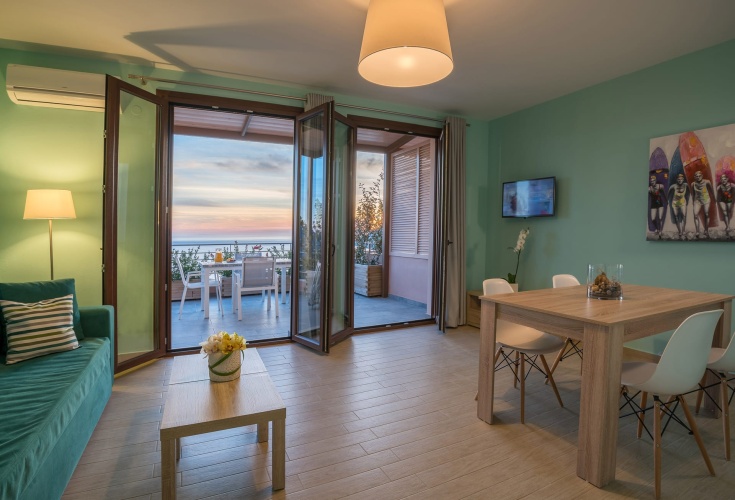 1 Bedroom Suite with sea view