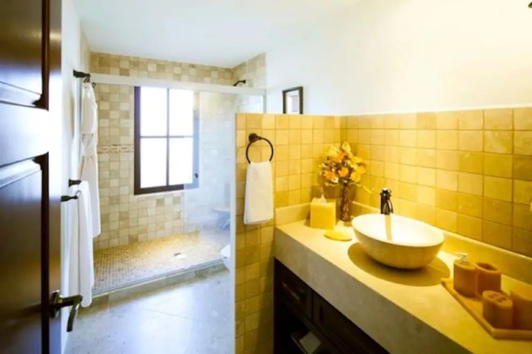 3 Bedrooms Villa