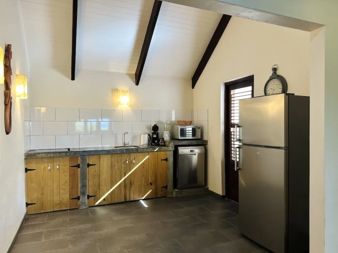 2 Bedrooms Superior Apartment with partial ocean view
