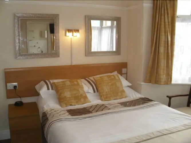 Seaforth Guest House